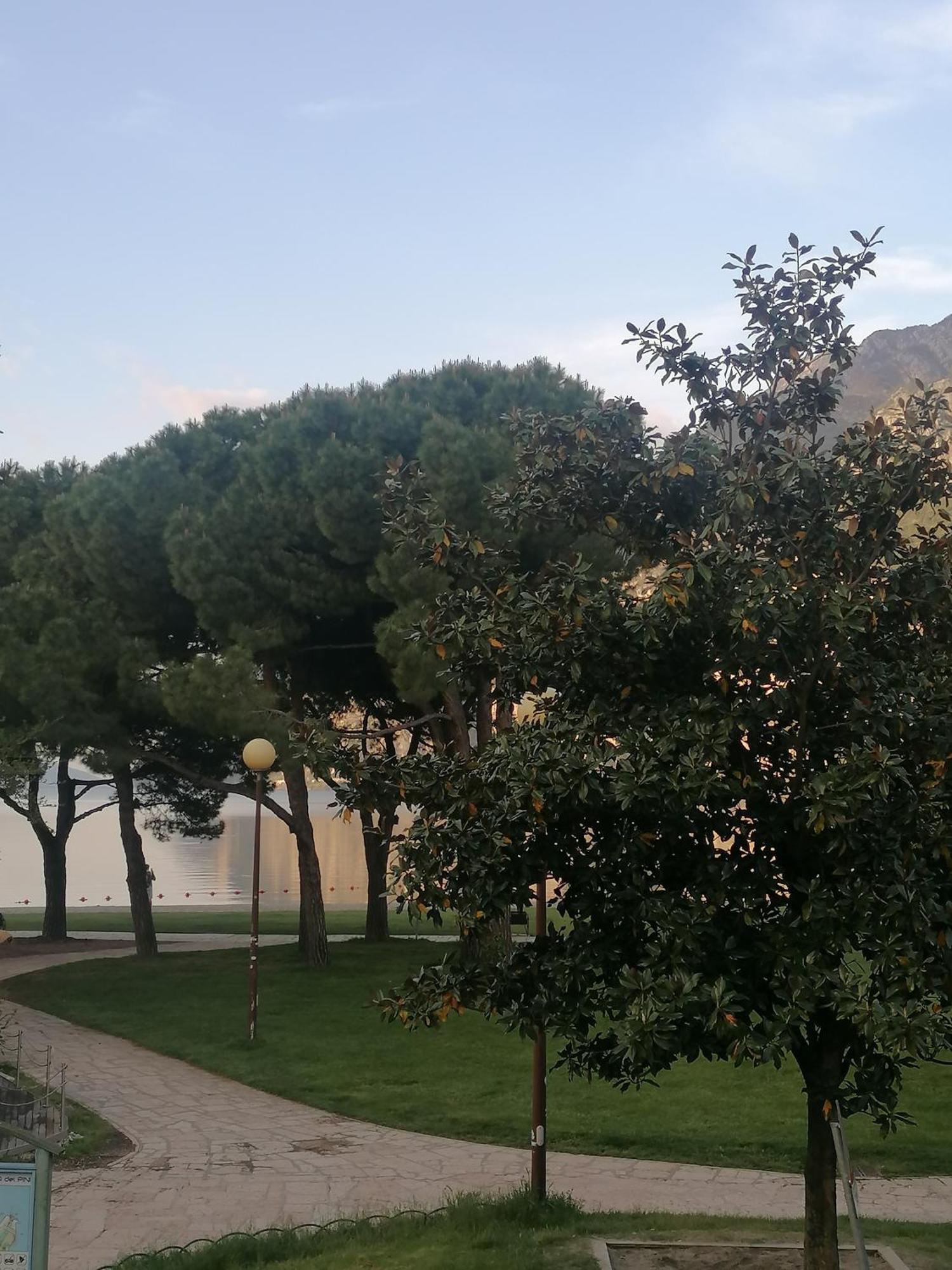 Appartement Lago Blu Riva del Garda Exterior foto